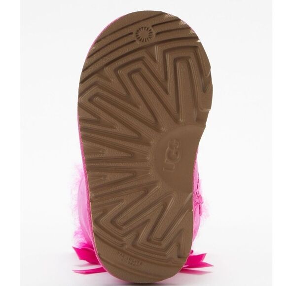 UGG T Bailey Bow Boots In Rock Rose - Picture 5 of 5